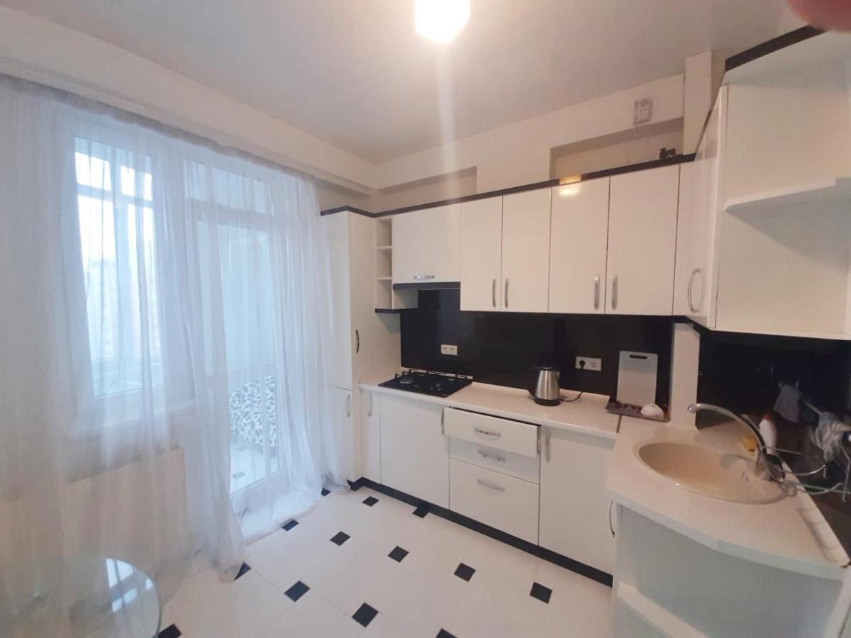 Bright Central Apartment Chisinau Exterior foto